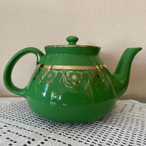 Vintage Hall Teapot - Hall Green and Gold 8 Cup Teapot