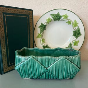 Vintage McCoy Diamond Planter: Green Pottery Decor