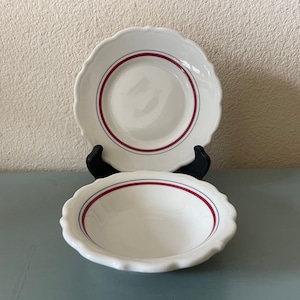 Vintage Syracuse China Berry Bowl & Saucer: Red Black Band Scalloped Edge
