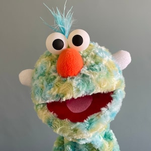 Butters, Full Body Handpuppet, Professional puppet, Junior Puppet, Monster Puppet, Muppet Monster, Sesame Street, Fur Monster, Ventriloquism