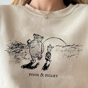 Classic Winnie the Pooh Sweatshirt Pooh and Piglet Sweatshirt Vintage Winnie the Pooh Crewneck Classic Pooh Sweater Winnie the Pooh Gift