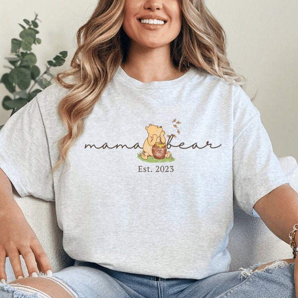 Personalisierte Jahr Mama Bär Winnie the Pooh Shirt Classic Winnie the Pooh Shirt für Geburtstagsparty Schwangerschaft Geschenk für zukünftige Mutter