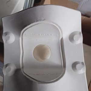 Vintage Sam's Molds. Baby Shirley Shoulder Plate ceramic Mold # 60S