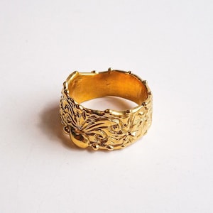 Proclamation of Spring ring - hand carved cast ring, with floral details all around - Gold plated