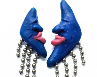 Huge 80s Blue Moon Earrings - unsual vintage earrings blue pink, new wave jewelry, huge vintage earrings, funky jewelry, human face