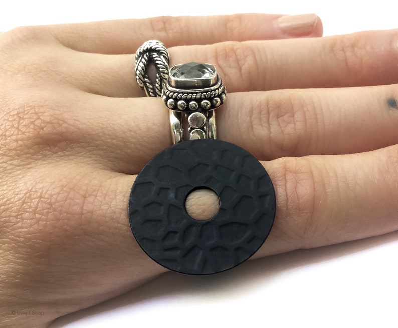 Large Black Modernist Ring size 6 unique vintage rings, modernist jewelry, black disc ring 6, abstract rings size 5, black metal rings 6 image 1