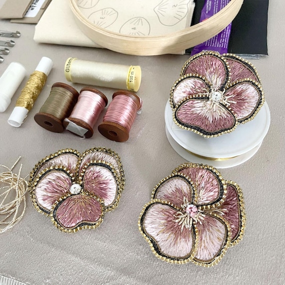 Pansy flower 3D embroidery kit, stumpwork Embroidery kit, 3D embroidery, brooch,  Online Class, silk threads embroidery
