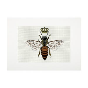 Queen Beee embroidery Pattern, illustration, design pattern, handmade embroidery, diy, decoration, wall decor, bee, diy
