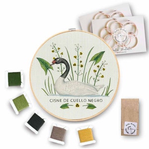 Stickset mit Schwarzhalsschwan, Aquarell-Illustration, handgemachte Stickerei, DIY, Dekoration, Vögel, südamerikanische Vögel
