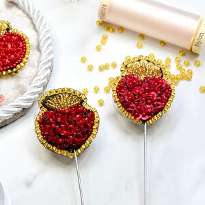 Mini Heart Brooch Embroidery kit, Martín Bordador, embroidery kit, diy embroidery kit, red heart, brooch, sequins, online class