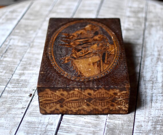 Antique  Wooden  Box Horse Pirographik Box Home Decor Antique Decor Bohemian Decor View 4