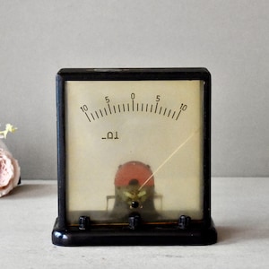 Vintage Voltmeter  Retro Electric Apparatus Old Vintage Electric School  Demonstration