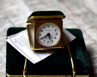 Horloge vintage d'Allemagne de l'Ouest - France