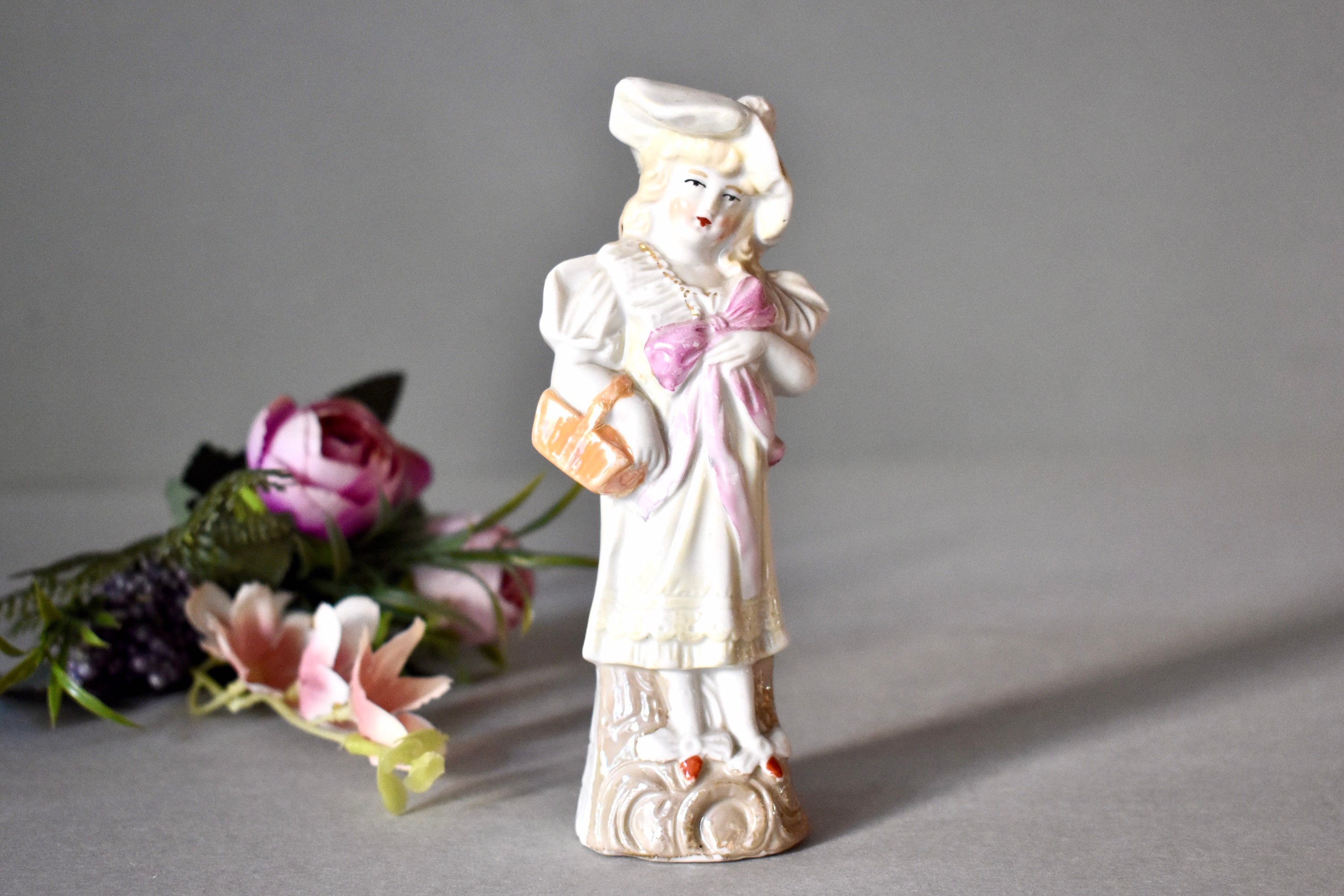 Statuetta in porcellana antica tedesca da collezione, decorazione per la casa
