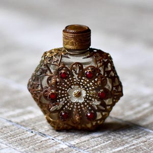 Antique  Glass Perfume Bottle Women Gift Metal Flowers Art Deco Perfume Glass
