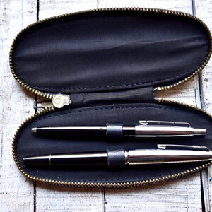 Vintage Fountain Pen And Pen Set  Writers Gift Leather Cover Vintage Gift Travel Office Set