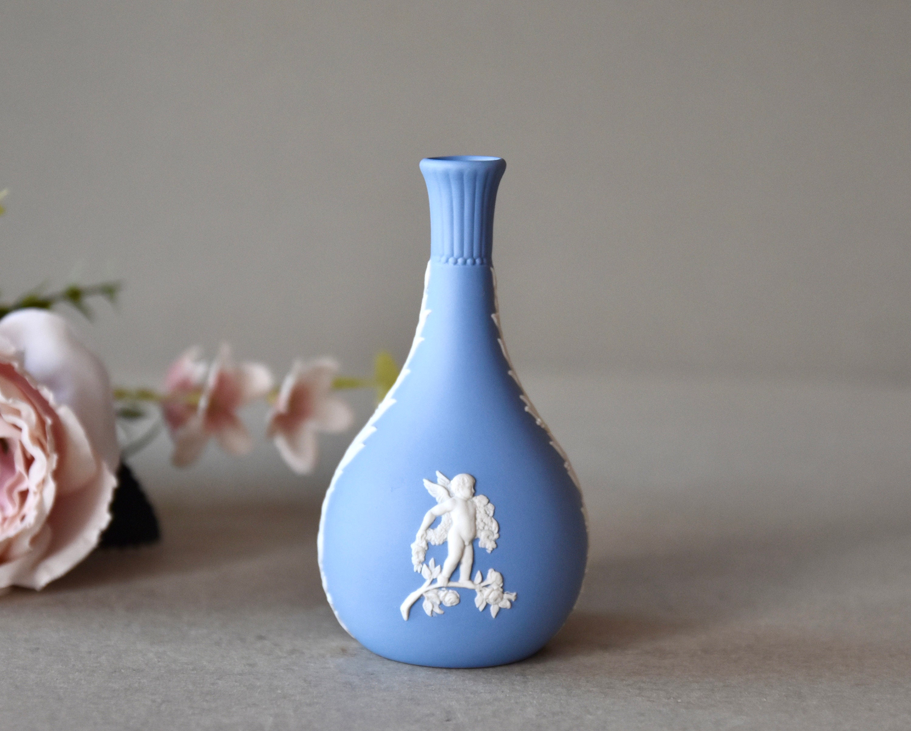 Vintage Small Porcelain Decorative Vase Wedgwood Collectable Home Decor