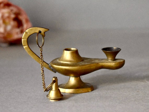 Vintage Oriental Oil Lamp Bronze Small Lamp Collectable Lamp 