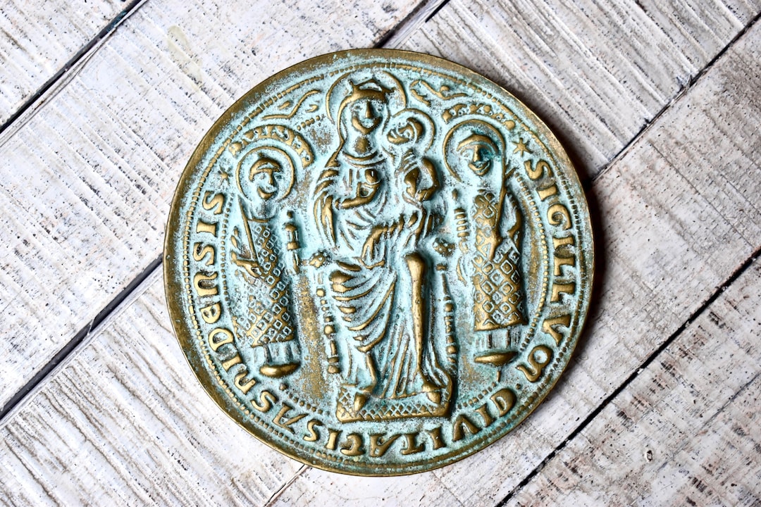 Vintage Bronze Plaque Sigillum Civitatis Asnidensis Replica of City