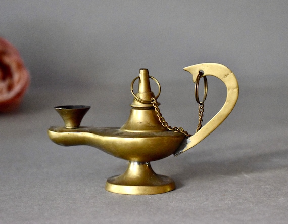 Vintage Oriental Oil Lamp Bronze Small Lamp Collectable Lamp