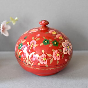 Vintage Holz chinesischen rot Lack Schmuckschatulle Blumen gemalt