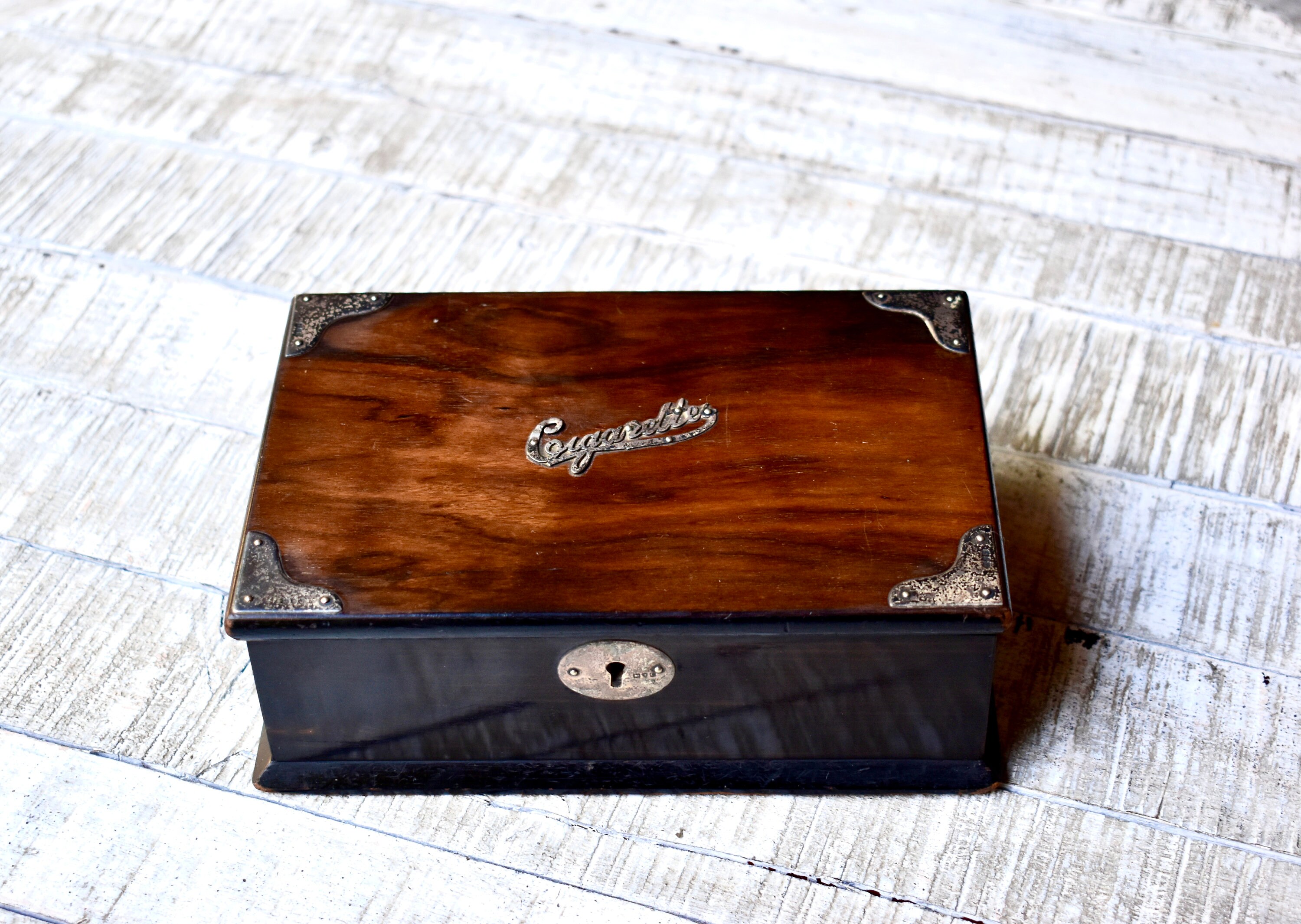 antique cigarette box Wooden Silver Antique Gift Tobacco Box displaying the extraordinary creative effort tobacco companies have exerted to make their cigarettes appear exotic Burl Wood Cigarette Case –