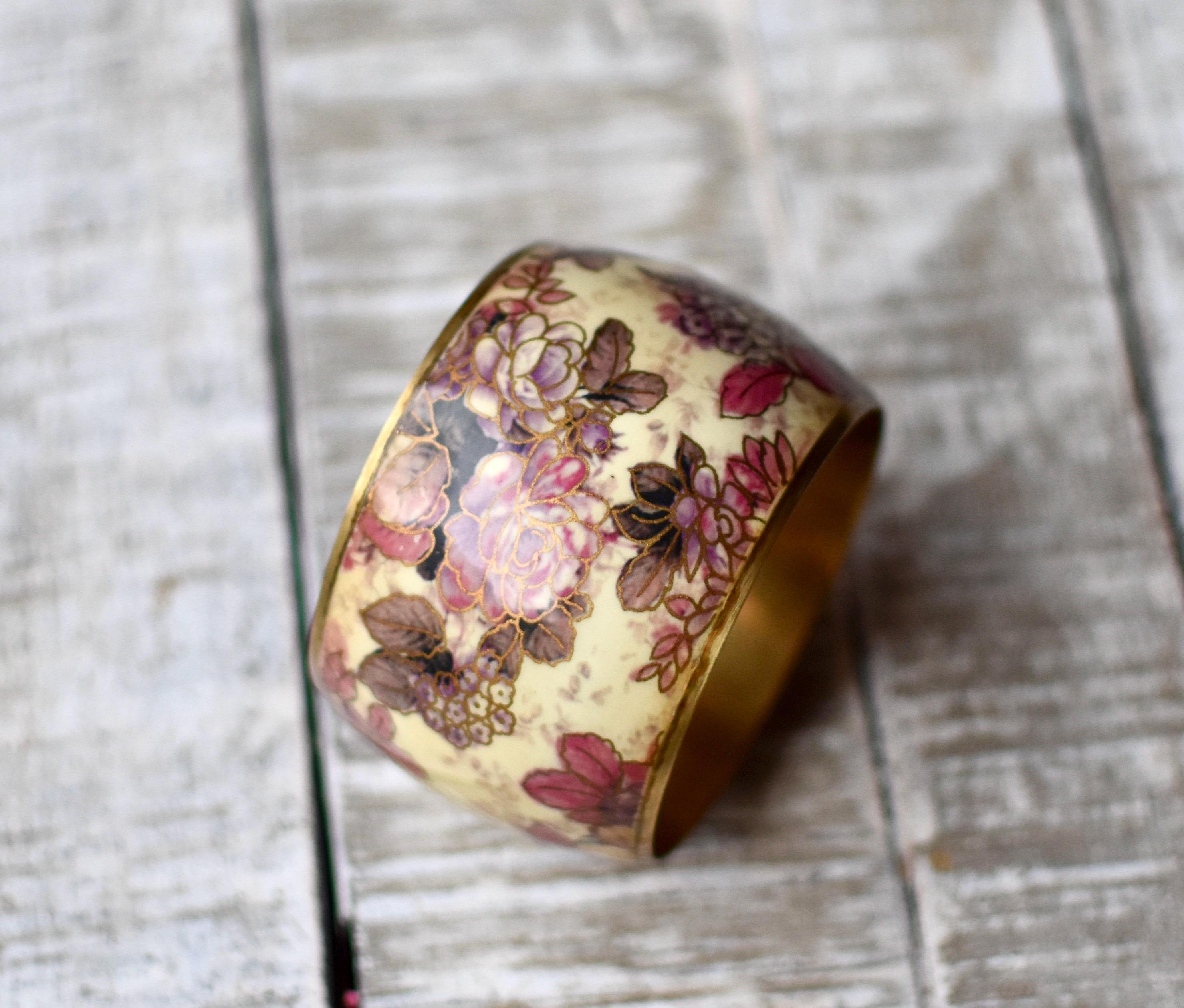 1 pezzo Braccialetto floreale vintage, braccialetto da donna in acciaio inossidabile dorato con fiore geometrico, accessorio natalizio, regalo per feste, San Valentino, Festa della Mamma | SHEIN ALIA