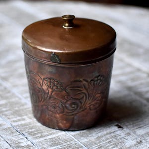 Antique Copper Tobacco Jar Retro Tobacco Storage Jar Collectable Pipe Tobacco Jar