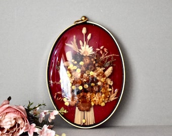 Herbario vintage con flores secas y marco dorado para decoración del hogar, colgante de pared vintage.
