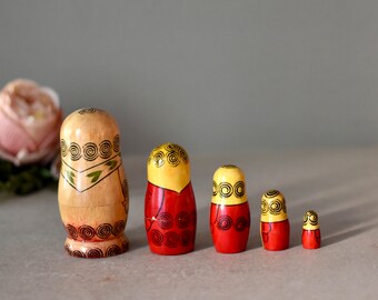 ヴィンテージ ソビエト マトリョーシカ 木製 ロシア フィギュア