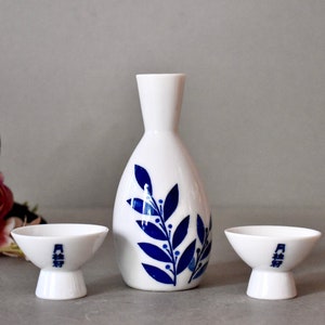 Vintage Porzellan Krug Set Sake Servierkanne Sake Tassen Japanische Getränke Set