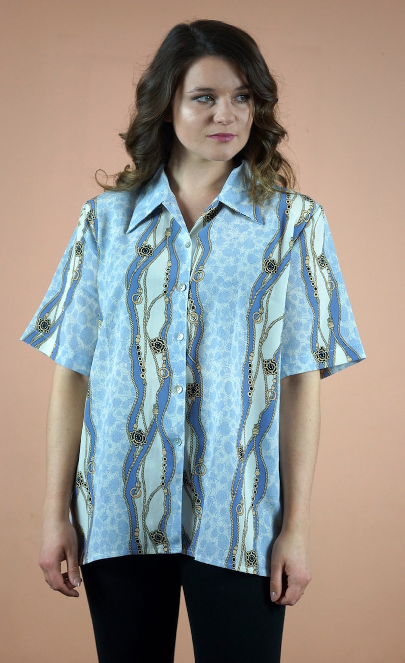Beautiful Vintage blue and white shirt loose and Comfortable oversized Blouse abstract print from 80s