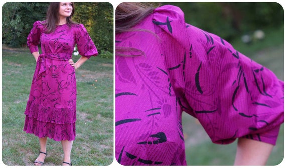Vintage midi dress from 70s, magenta color, puff s