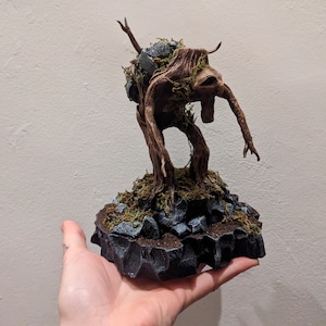 Light-up Greyling Sculpture