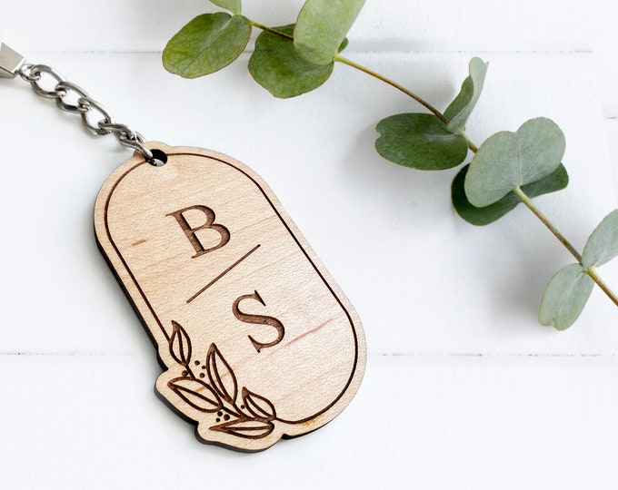Custom keychain, Anniversary gift, couple gift, Anniversary keychain, wood keychain, gifts for him, gifts for her, keyring