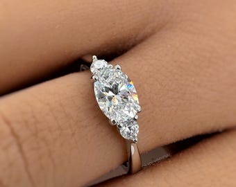 Bague 3 pierres en moissanite ovale, bijoux de mariée en argent sterling