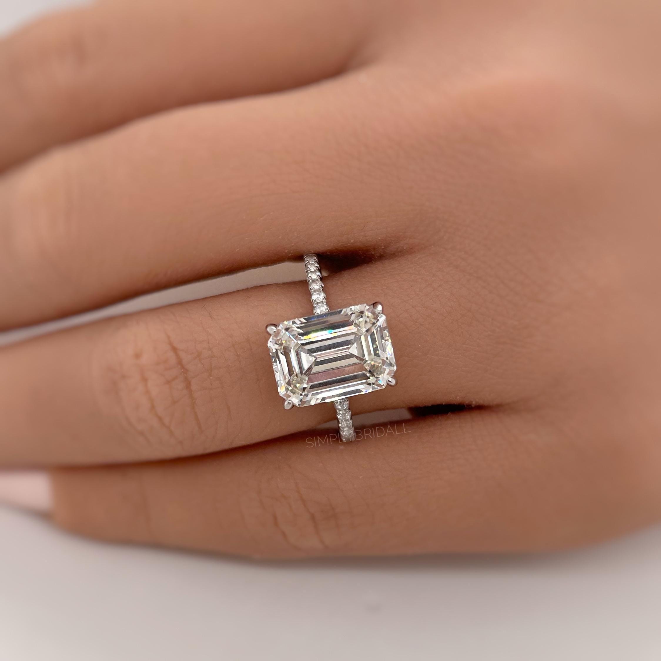 4.50ct Moissanite Smaragdschliff Verlobungsring, Solitärring im Smaragdschliff, Moissanite Ring Versteckter Heiligenschein, Lange Moissanite Smaragdring