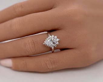 Starburst Halo Teardrop Diamond Engagement Ring, Art Deco Pear Halo Engagement Ring, Pear Cut Wedding Ring, Bridal Ring, Proposal Ring