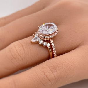 Pear Curved Band, Curved Band, V Ring, Teardrop  and Round Simulated Diamonds