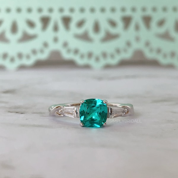 Teal Engagement Ring Sterling Silver Teal Green blue Sapphire Ring Teal Ring Wedding Ring Statement ring Anniversary Ring