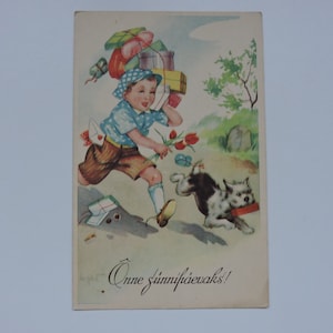 Garçon avec un chien, cadeaux d'anniversaire, fleurs, cadeaux, voeux d'anniversaire, carte ancienne, carte postale dessinée vintage, carte d'anniversaire vintage vierge des années 1930