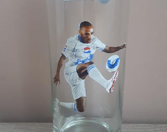 Vintage Pepsi Football Glass – 2000s Soccer Promo Drinking Glass, Retro Sports Memorabilia