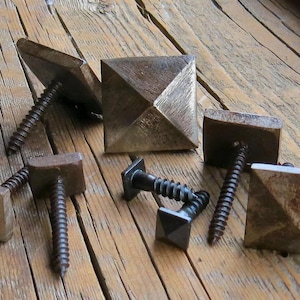 1/2” Smooth Pyramid Head Decorative Screw - Set of 25