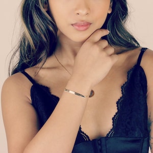 Pulsera con coordenadas personalizadas, coordenadas GPS grabadas, resistente al agua, regalo para personas que viajan a larga distancia, regalo de aniversario para novia, FB-20 imagen 4