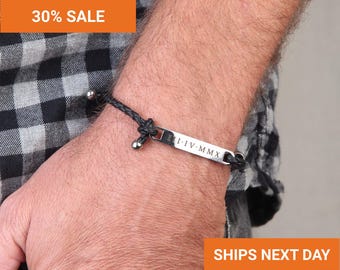 Pulsera de cuero grabada para hombre, brazalete trenzado con nombre personalizado, barra de acero inoxidable impermeable, regalo para novio, esposo o padre, FB-25