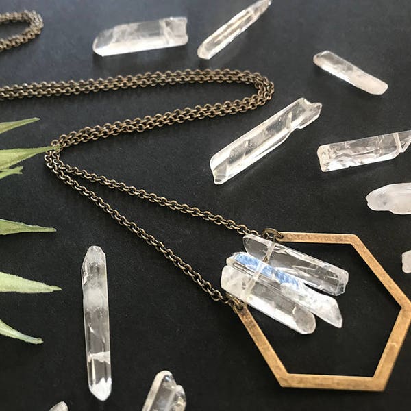 Raw Quartz Necklace // Long Necklace // Modern Quartz Necklace // Clear Quartz Necklace // Long Geometric Necklace // Hexagon Necklace