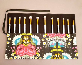 Folk Floral Makeup brush roll holder