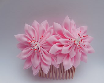 Pink fabric flower comb