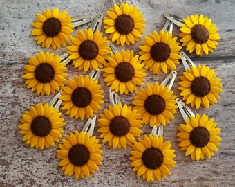 Set of 2 Sunflower hair clips snap, Wool Felt White Flower hairclips for girls and women, country wedding bridesmaid hair accessory