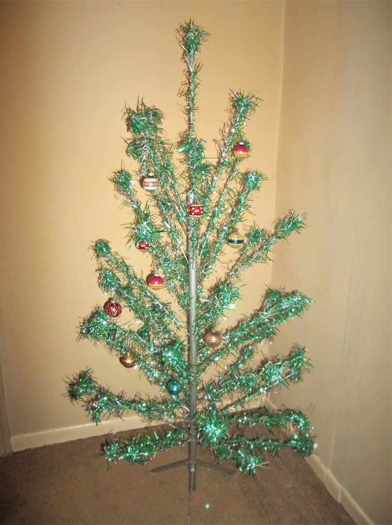 Vintage Peco Aluminum Christmas Tree Green/ Silver 5 Ft 10 In Etsy